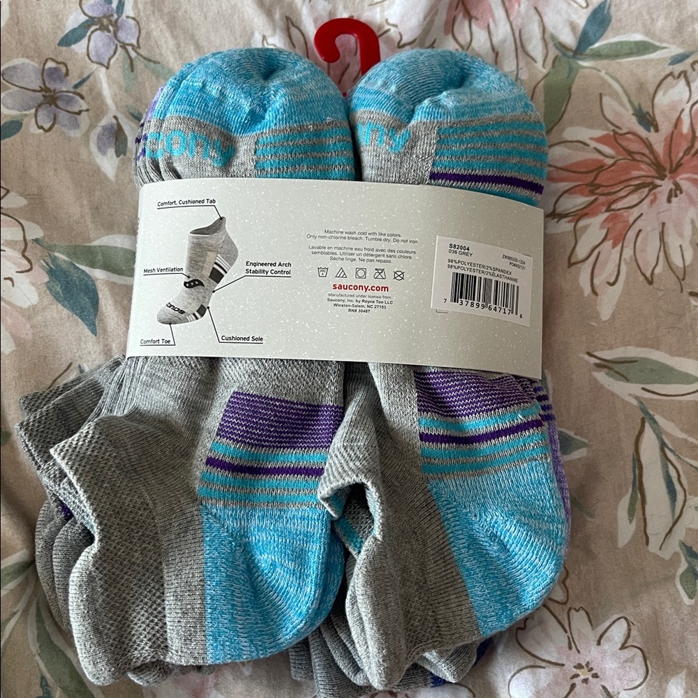 Saucony Women’s no show socks - Picture 3 of 4